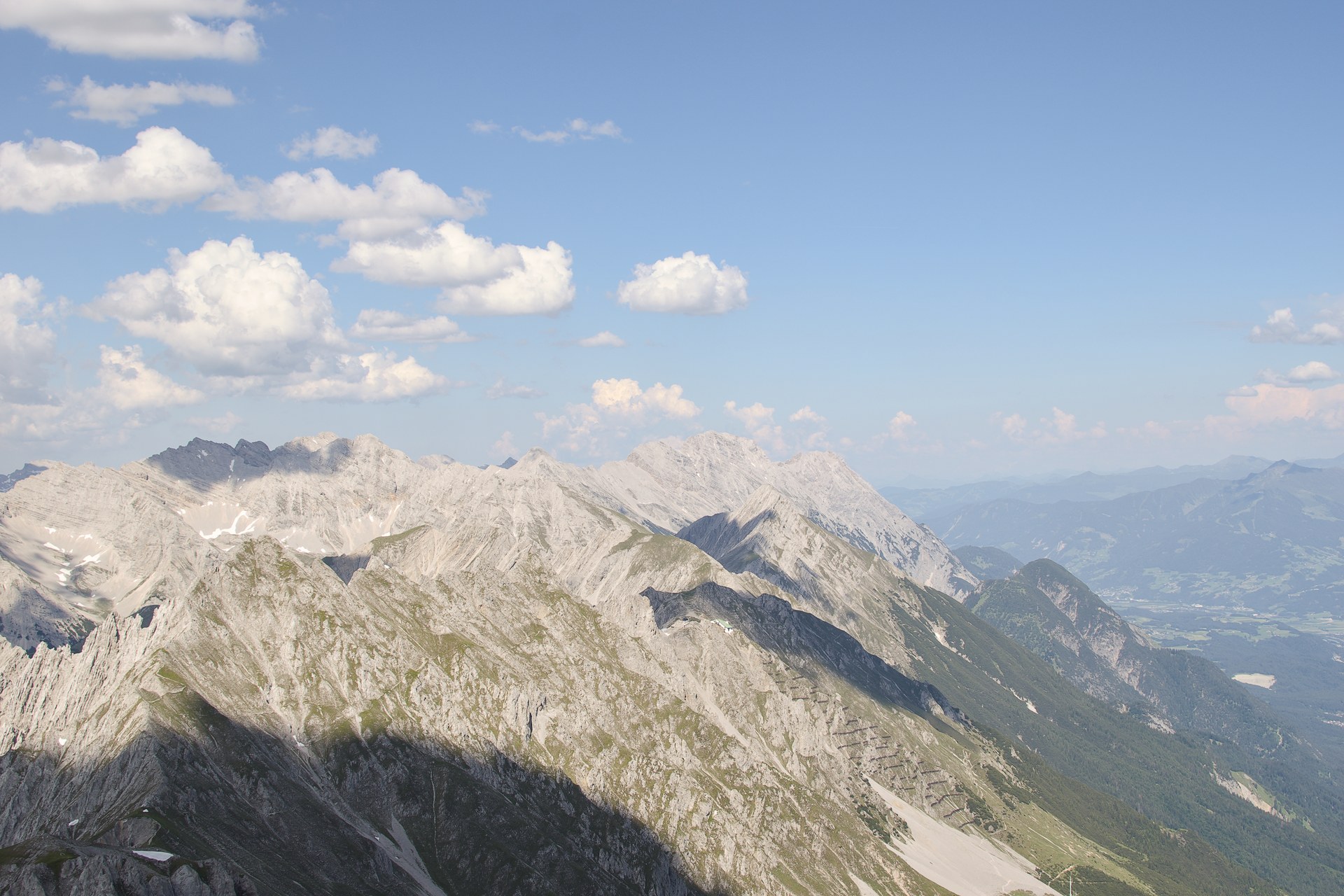 Mountain silhouette near Innsbruck (_DSC4199.jpg)